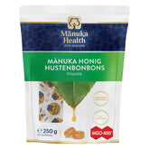 A package of Manuka Health Manuka Honey Hustenbonbons with Propolis, 250g, displaying the product name, MGO 400 rating, and images of honey and propolis.
